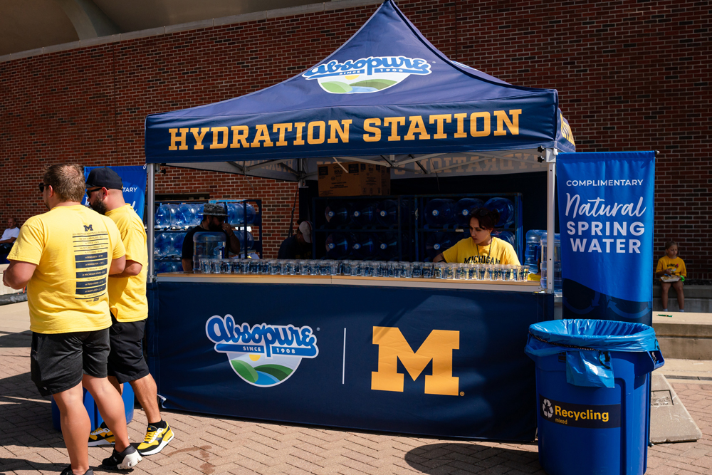 https://www.absopure.com/wp-content/uploads/2023/10/Hydration-Station-2023-4.jpg