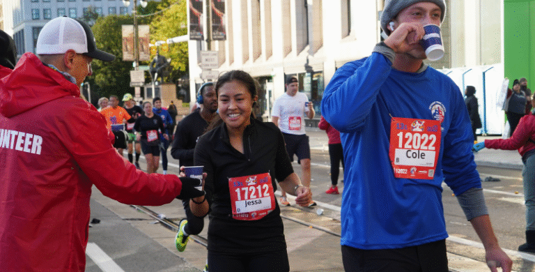 how to hydrate for a marathon